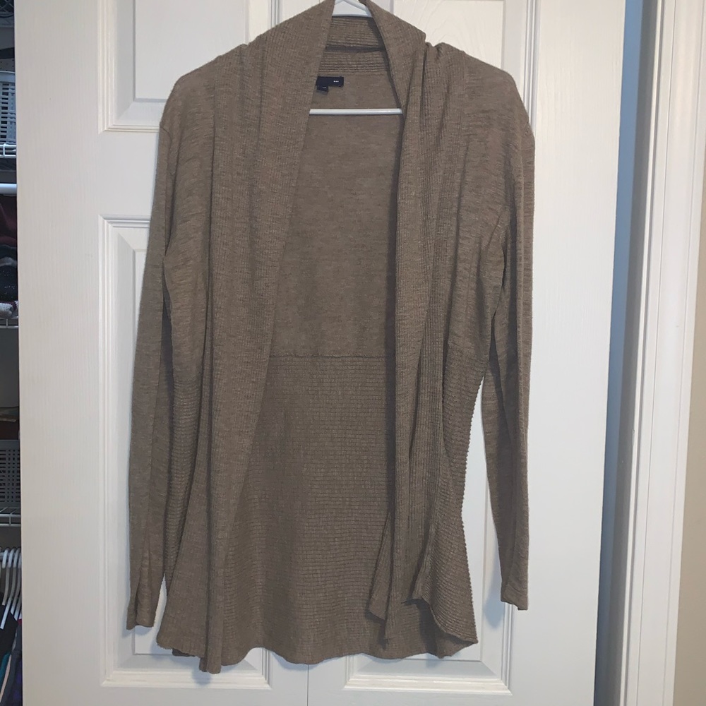 Two L Gap Sweaters. Excellent Condition - image 1
